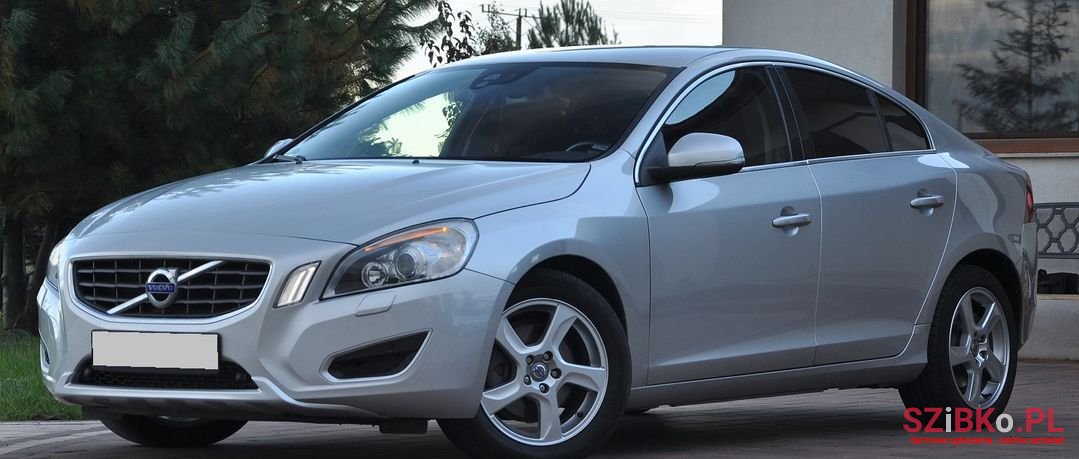 2011' Volvo S60 photo #3