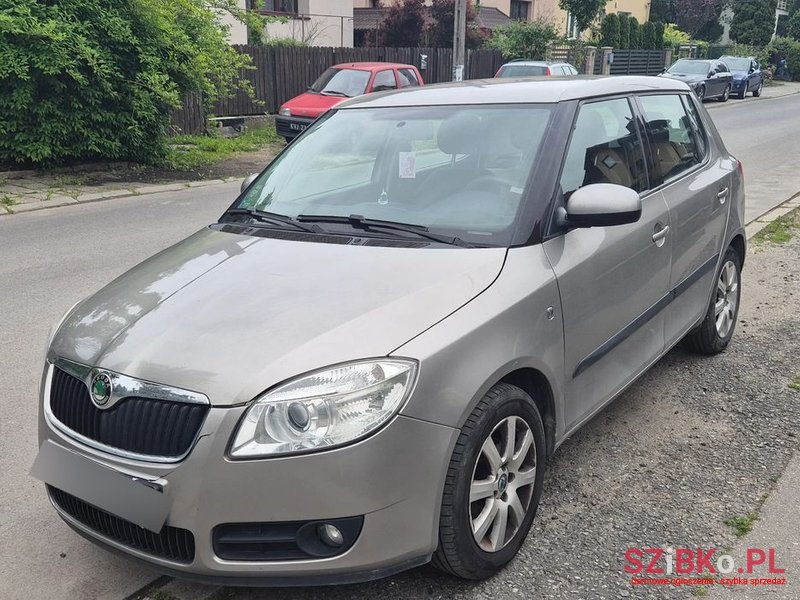 2008' Skoda Fabia 1.4 16V Comfort photo #3