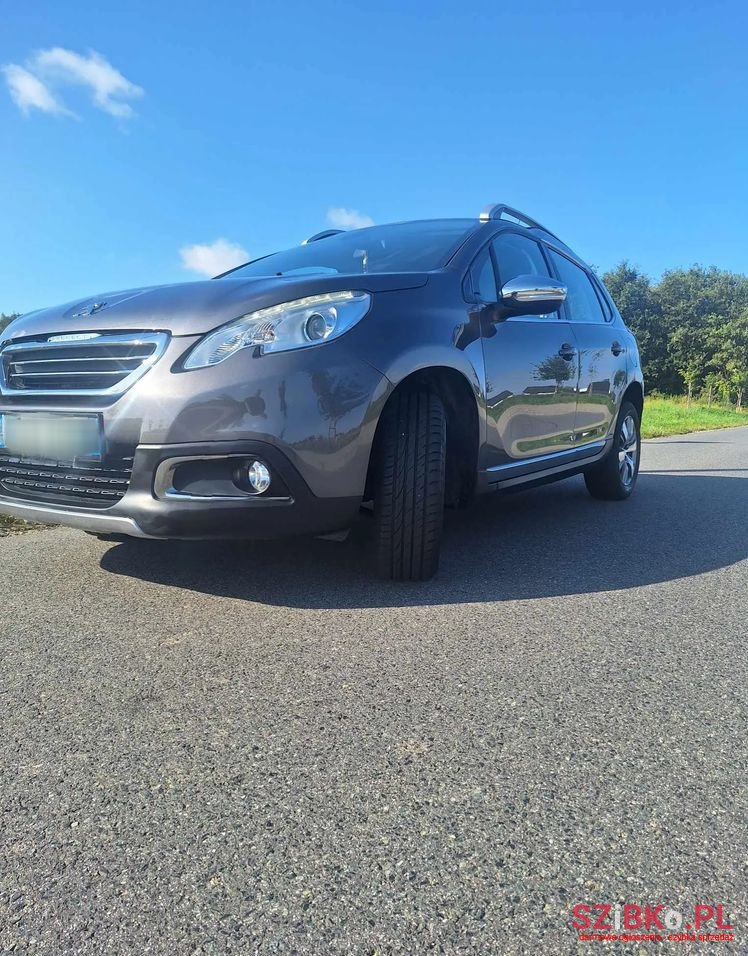 2016' Peugeot 2008 photo #1