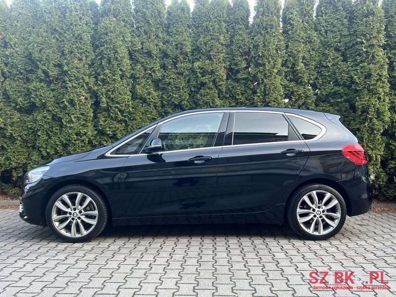 2014' BMW 2 Series 218D Sport Line Sport photo #5