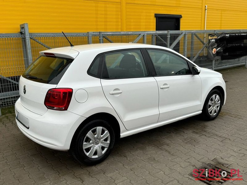 2012' Volkswagen Polo photo #4