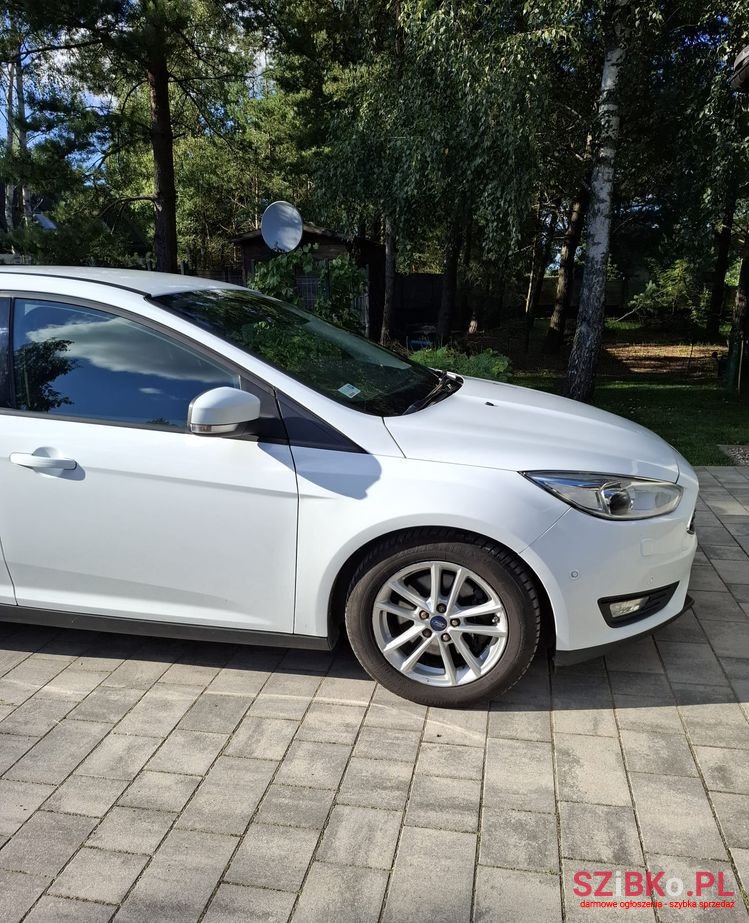 2016' Ford Focus photo #6
