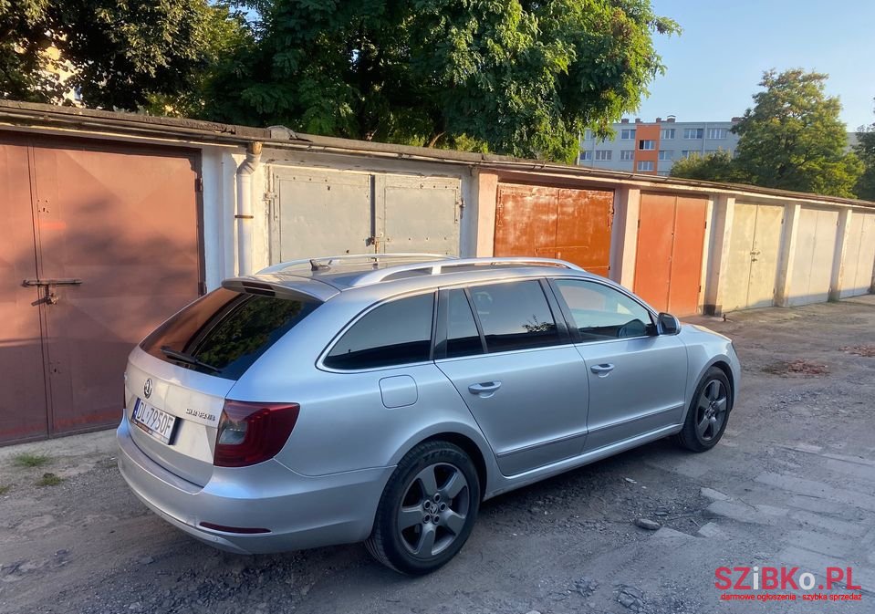 2015' Skoda Superb photo #2