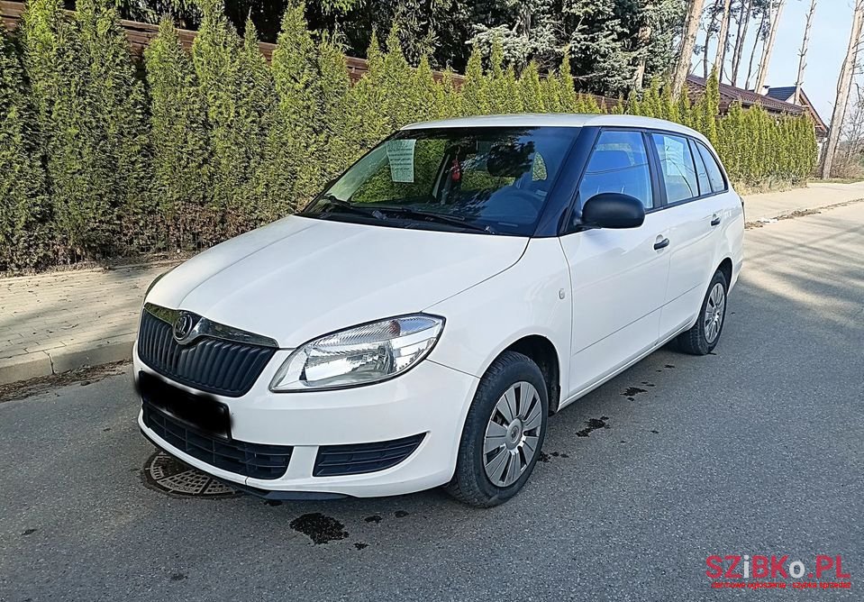 2014' Skoda Fabia photo #1