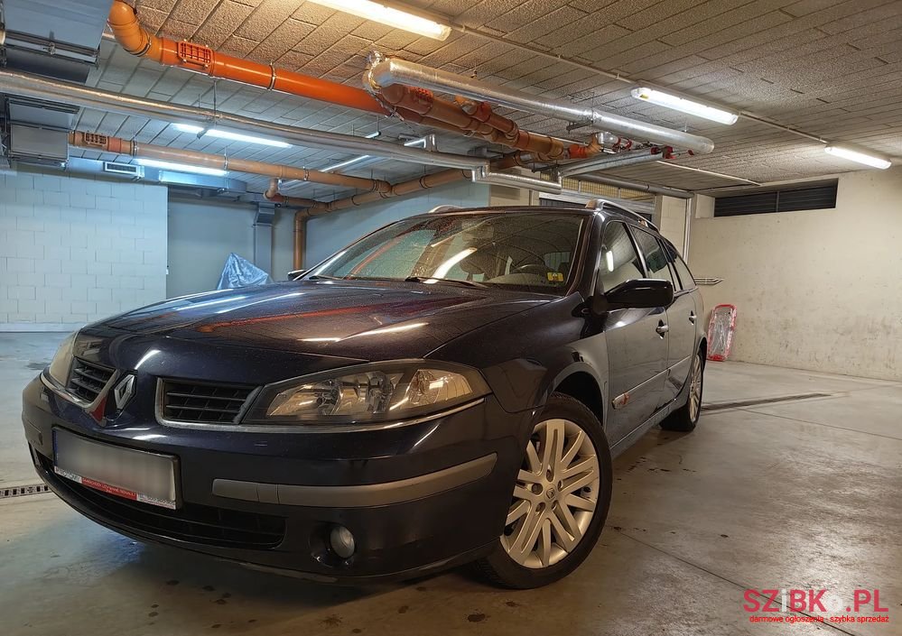 2005' Renault Laguna photo #1