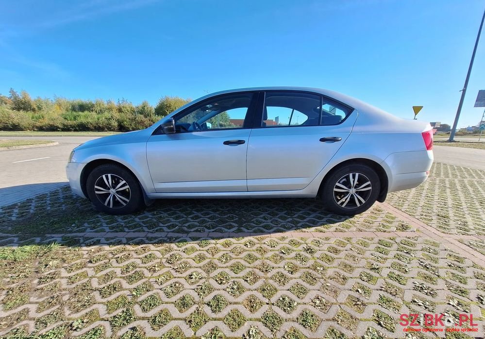 2016' Skoda Octavia 1.6 Tdi Active photo #2