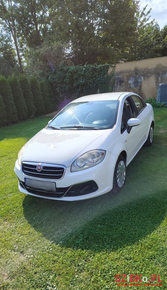 2013' Fiat Linea 1.3 Mj 16V Easy photo #1