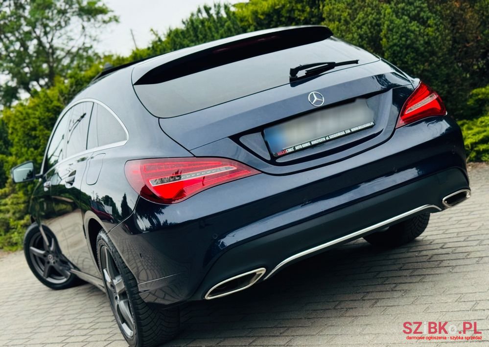 2017' Mercedes-Benz CLA 180 D Amg Line photo #4