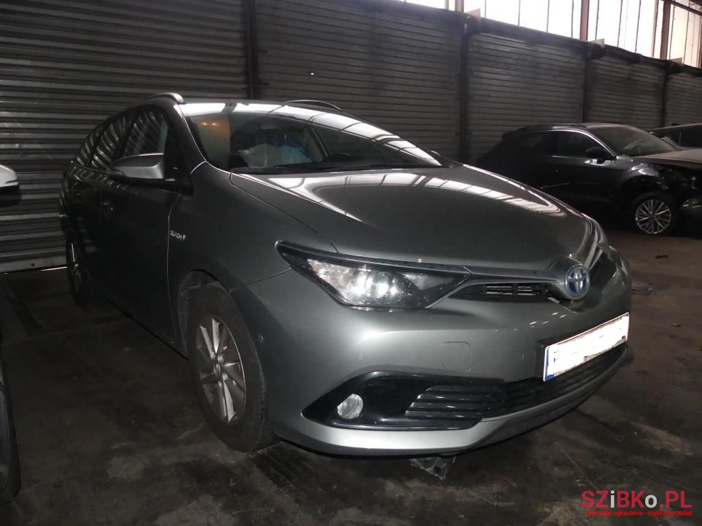2018' Toyota Auris photo #2