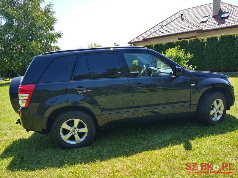 2005' Suzuki Grand Vitara 2.0 photo #5