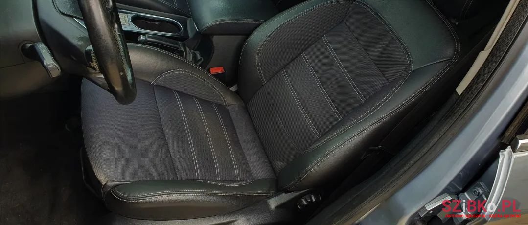 2009' Ford Mondeo photo #5