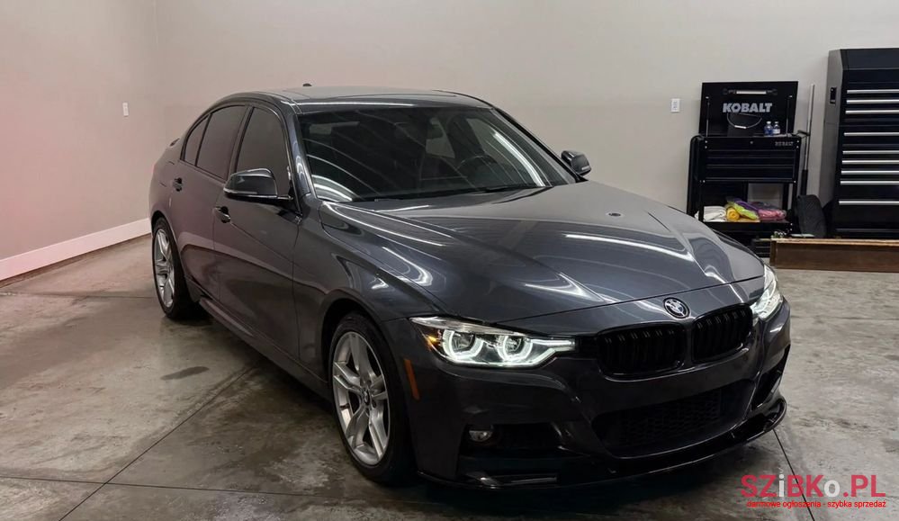2018' BMW 3 Series photo #1