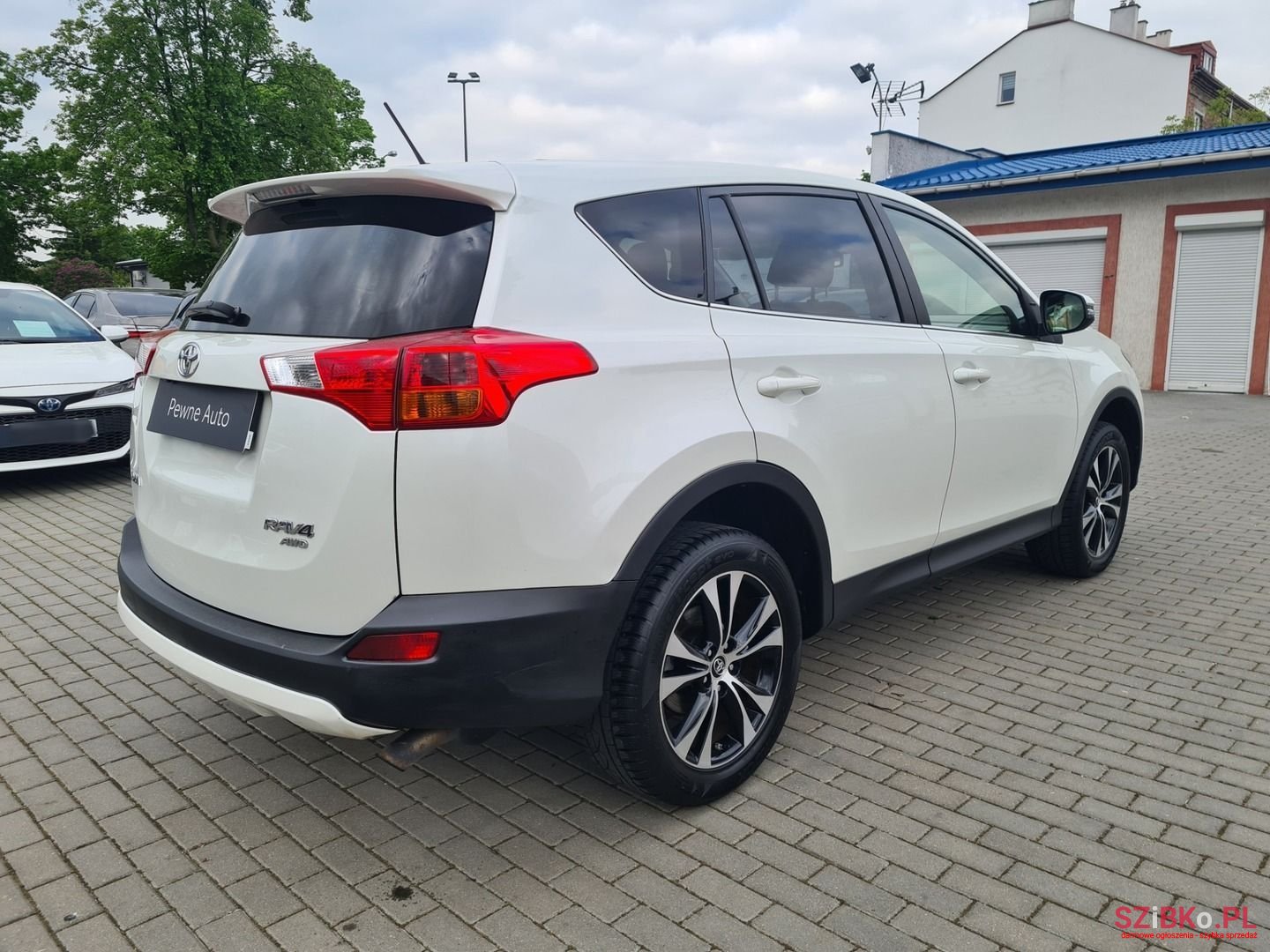 2015' Toyota RAV4 photo #4