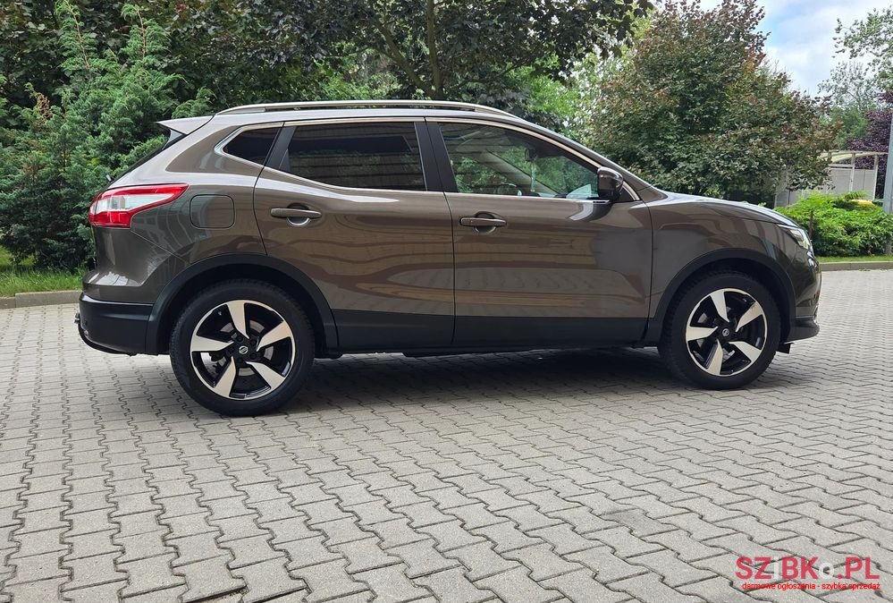 2015' Nissan Qashqai 1.6 Dig-T 360 photo #3