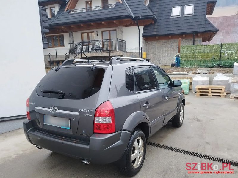 2008' Hyundai Tucson 2.0 Crdi Premium photo #3