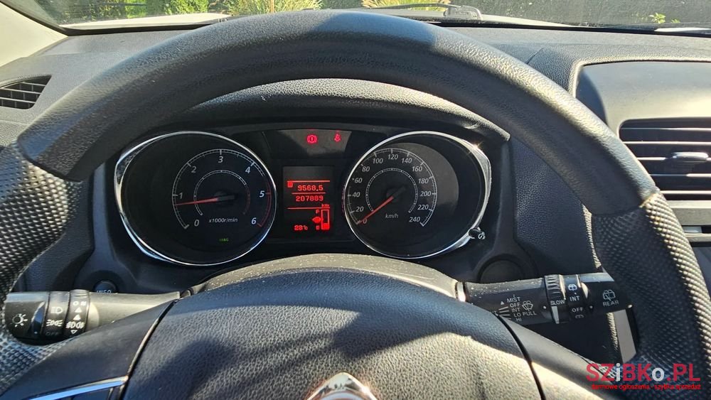 2013' Citroen C4 Aircross photo #5