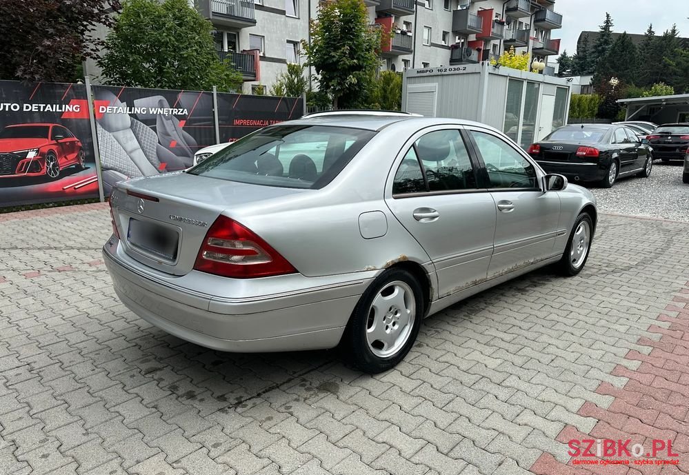 2002' Mercedes-Benz C-Class photo #5