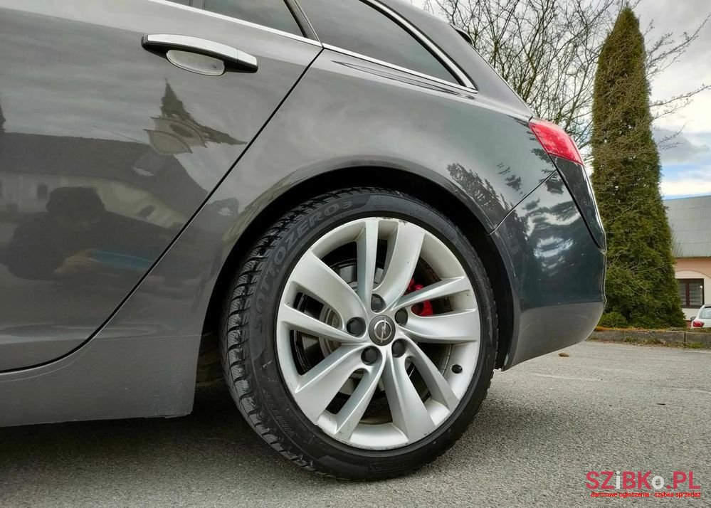 2012' Opel Insignia photo #2