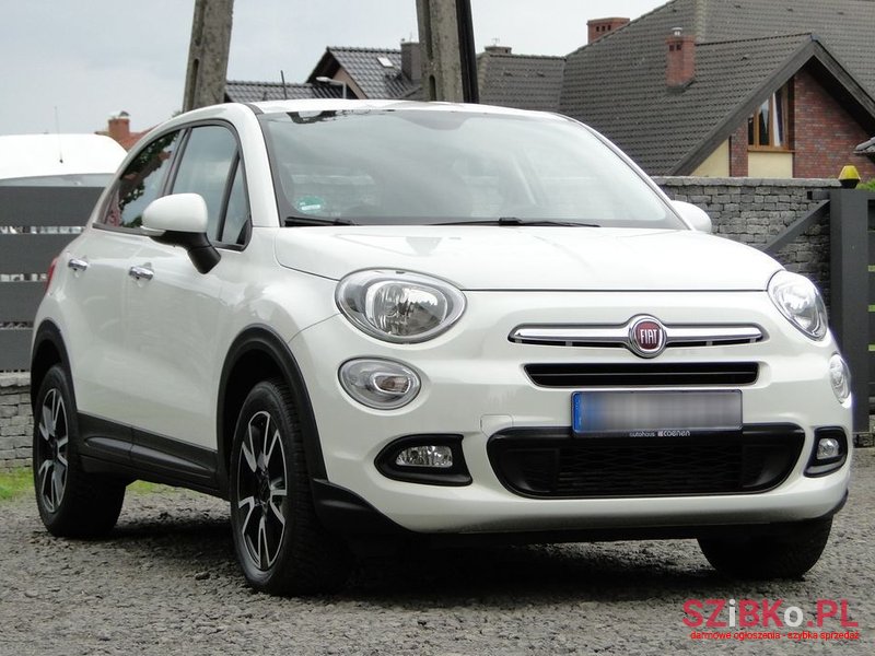 2016' Fiat 500X photo #3