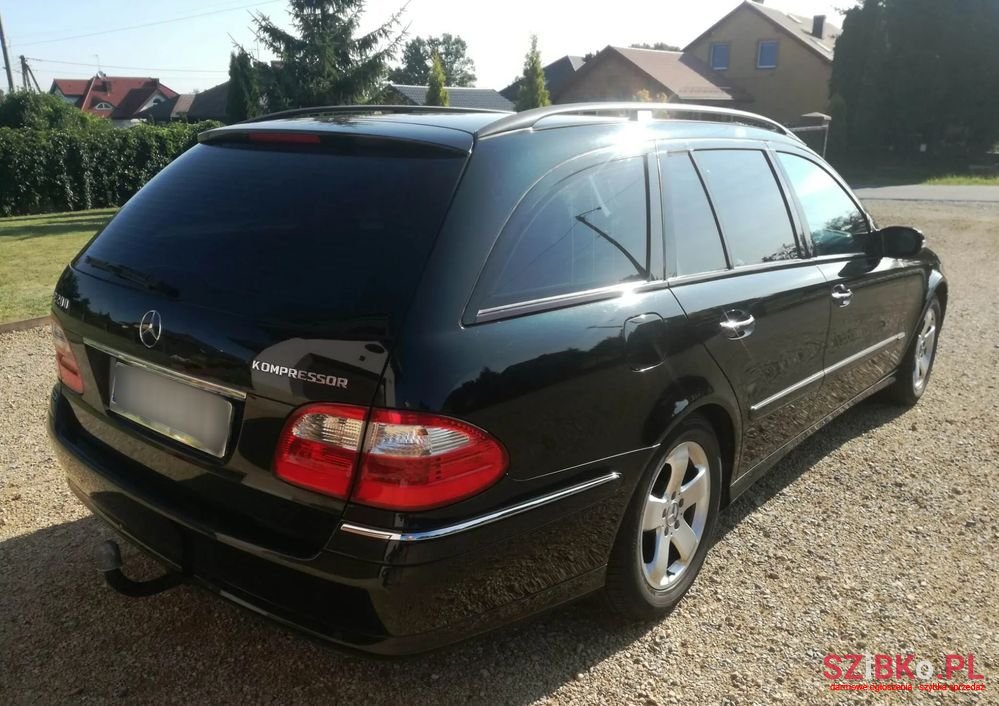 2003' Mercedes-Benz E-Class photo #3