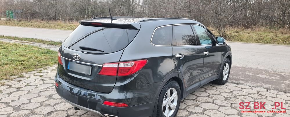 2014' Hyundai Grand Santa Fe photo #3