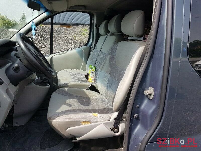 2004' Opel Vivaro photo #4