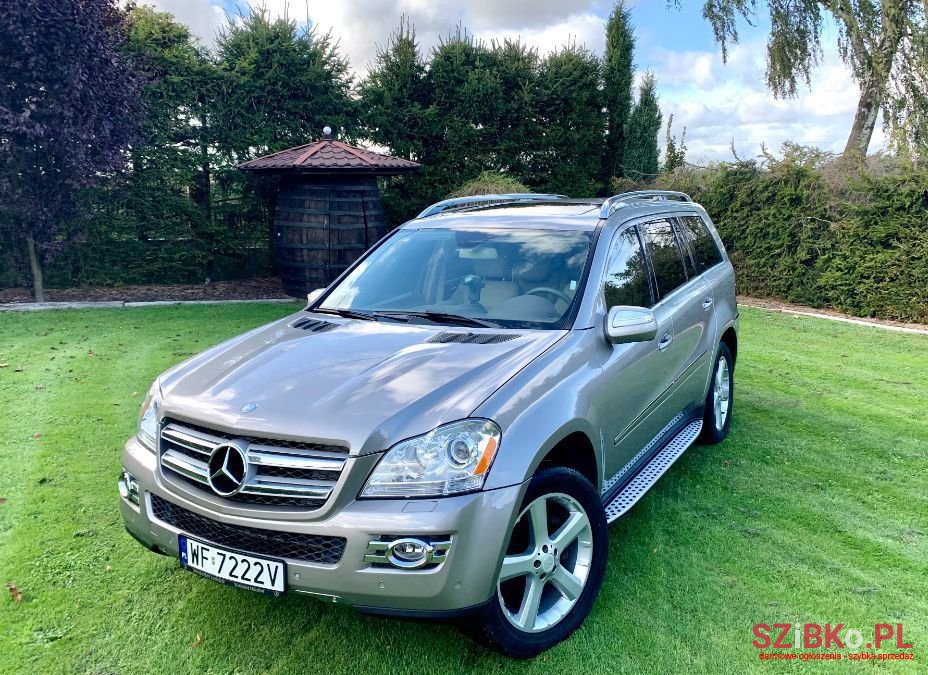 2009' Mercedes-Benz Gl photo #1