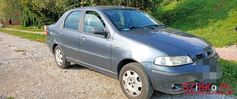 2005' Fiat Albea photo #1