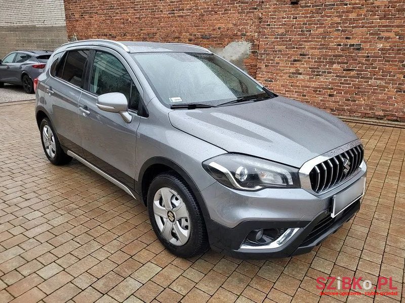 2017' Suzuki SX4 S-Cross 1.0 T Premium photo #5