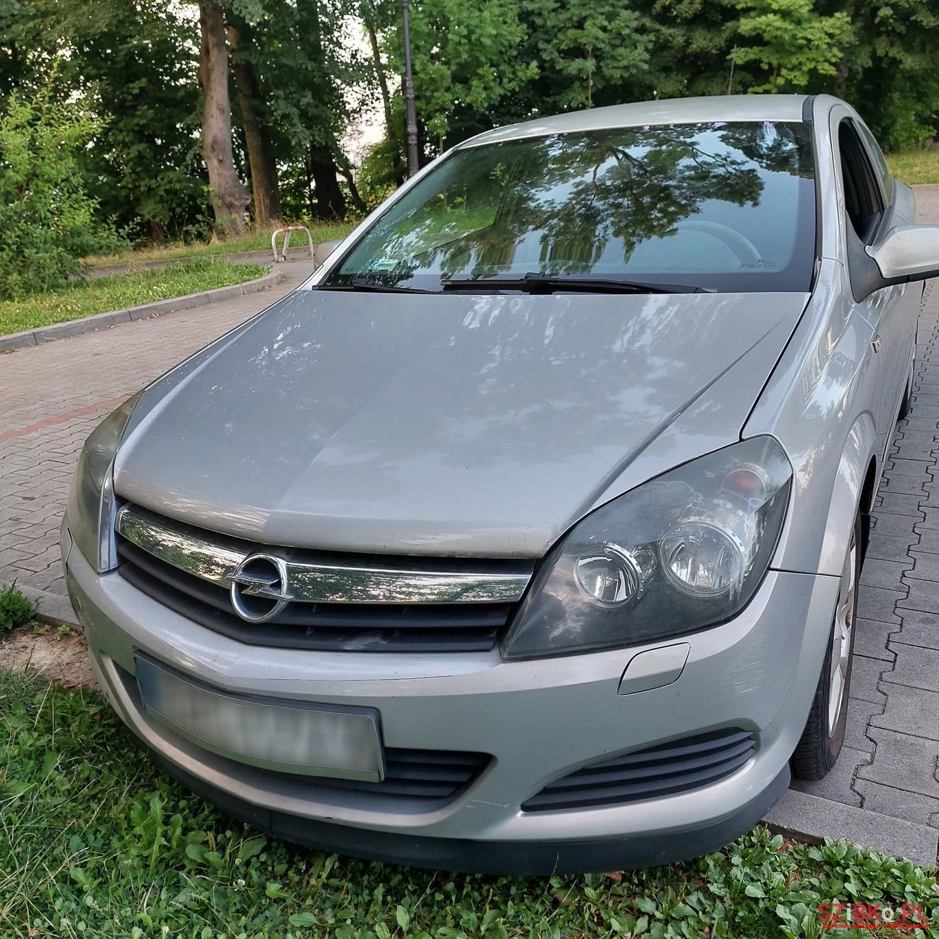 2006' Opel Astra photo #1