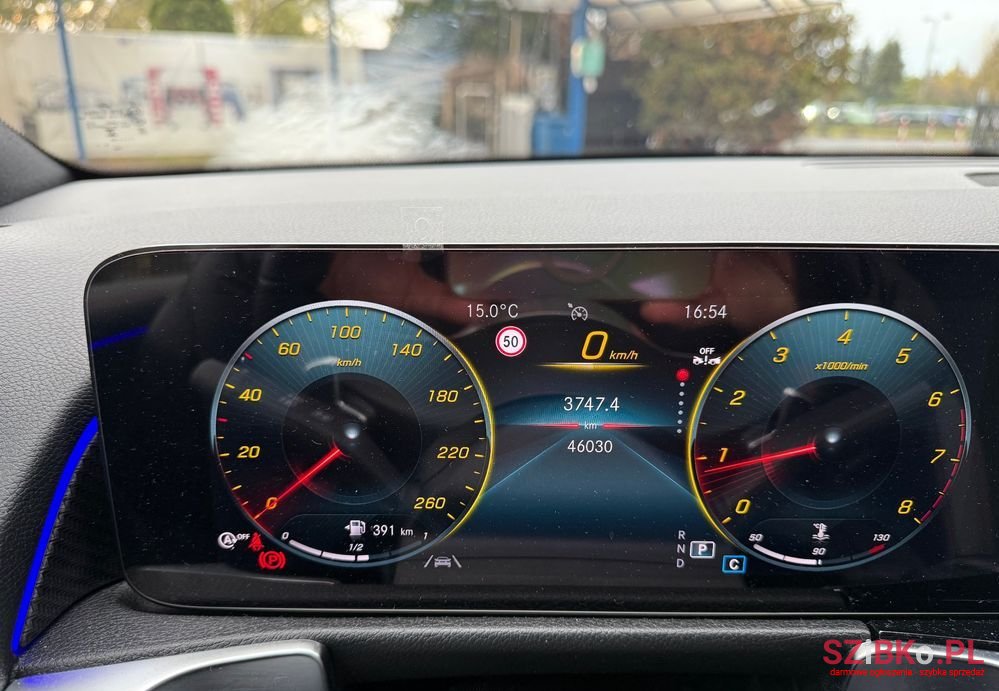 2023' Mercedes-Benz GLB photo #6