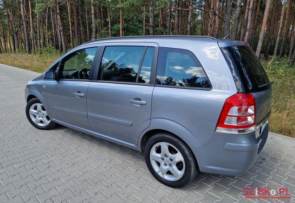 2008' Opel Zafira photo #4