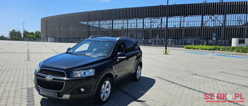 2011' Chevrolet Captiva 2.2 D Ltz photo #2
