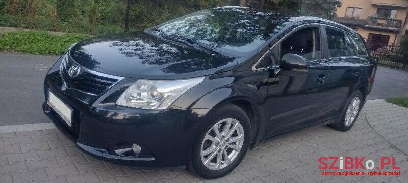 2009' Toyota Avensis photo #1