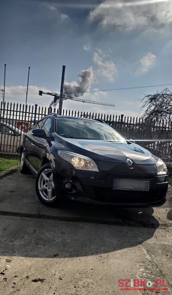 2010' Renault Megane photo #1