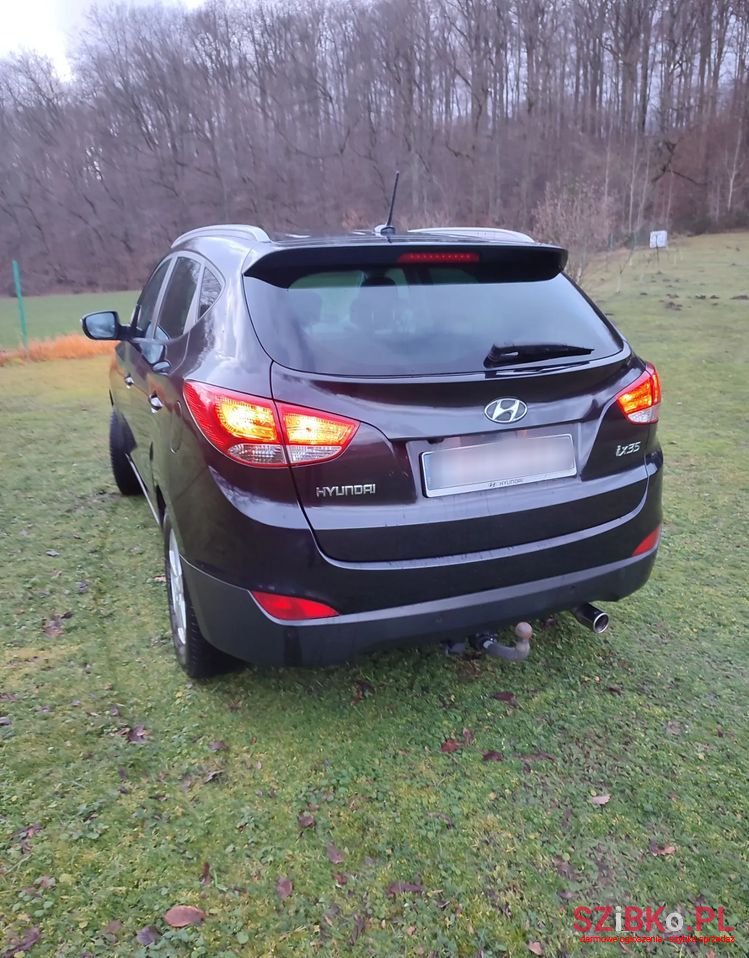 2011' Hyundai ix35 photo #3