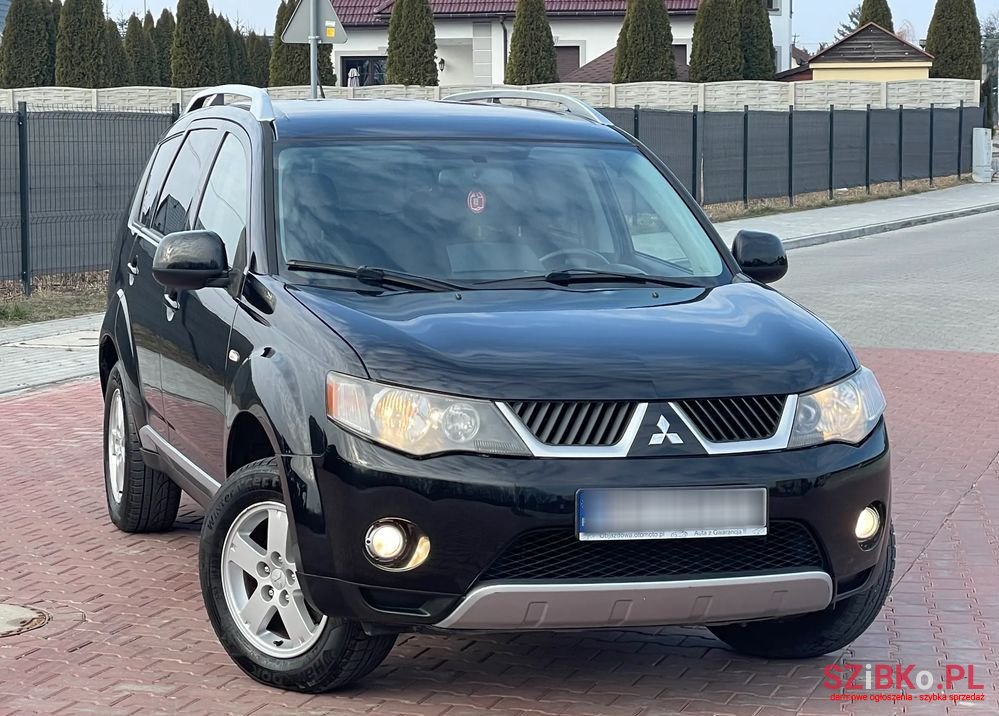 2009' Mitsubishi Outlander 2.4 Invite photo #2