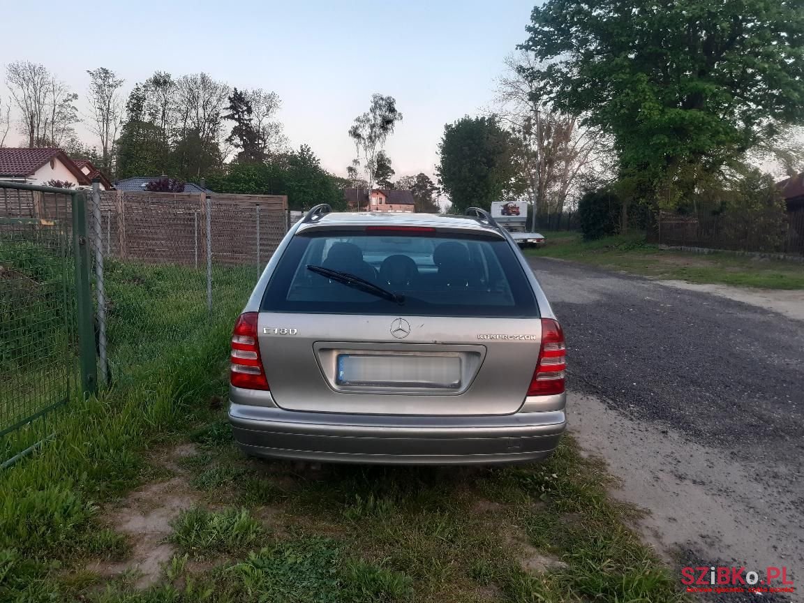 2004' Mercedes-Benz C-Class photo #4