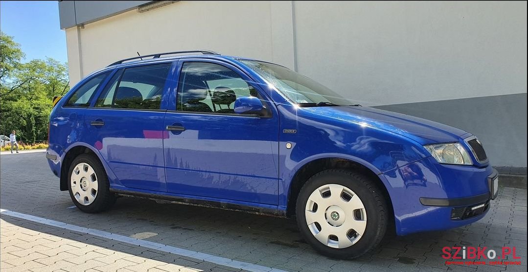 2004' Skoda Fabia photo #4