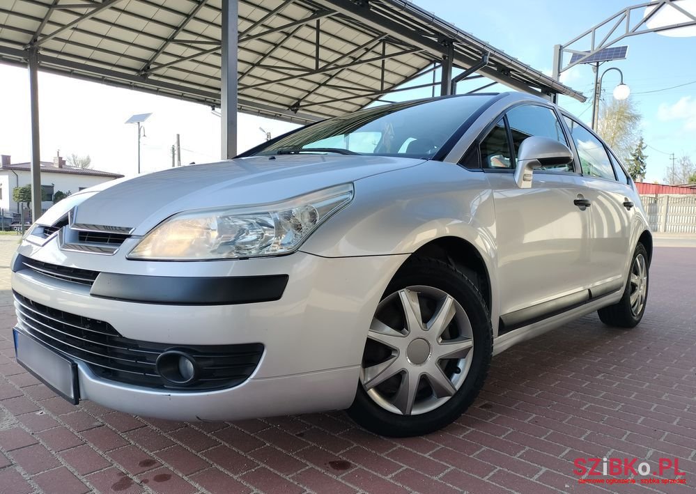 2005' Citroen C4 1.4 16V Style photo #1