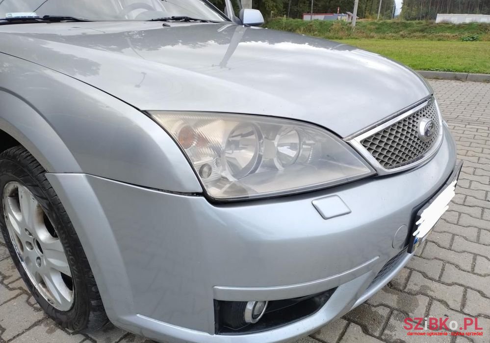 2003' Ford Mondeo 2.0 Ghia photo #2