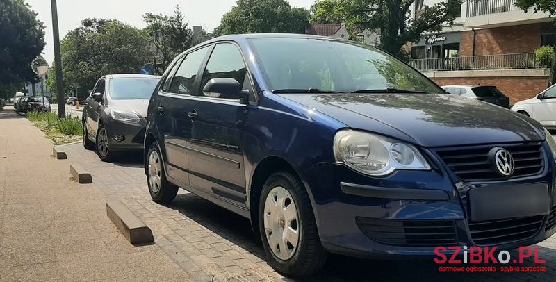 2008' Volkswagen Polo photo #3