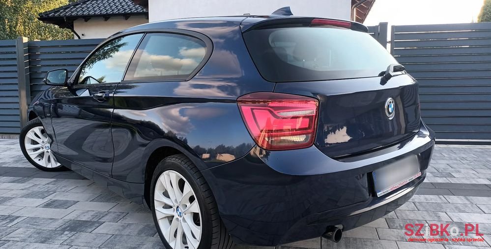 2013' BMW 1 Series 116I Sport Line photo #3