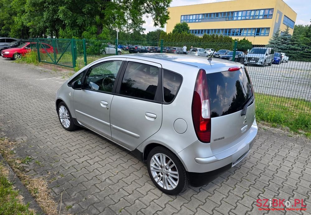 2008' Mitsubishi Colt 1.3 Intense Eu5 photo #2