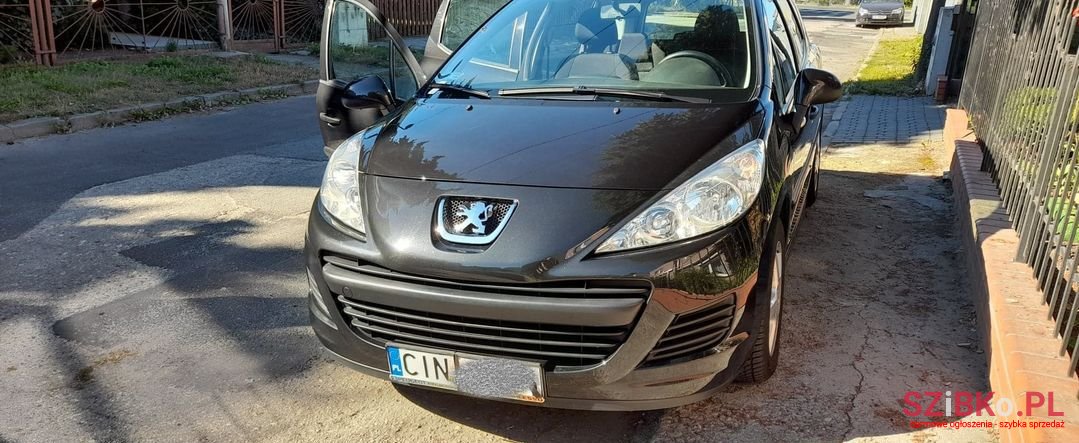 2011' Peugeot 207 photo #5