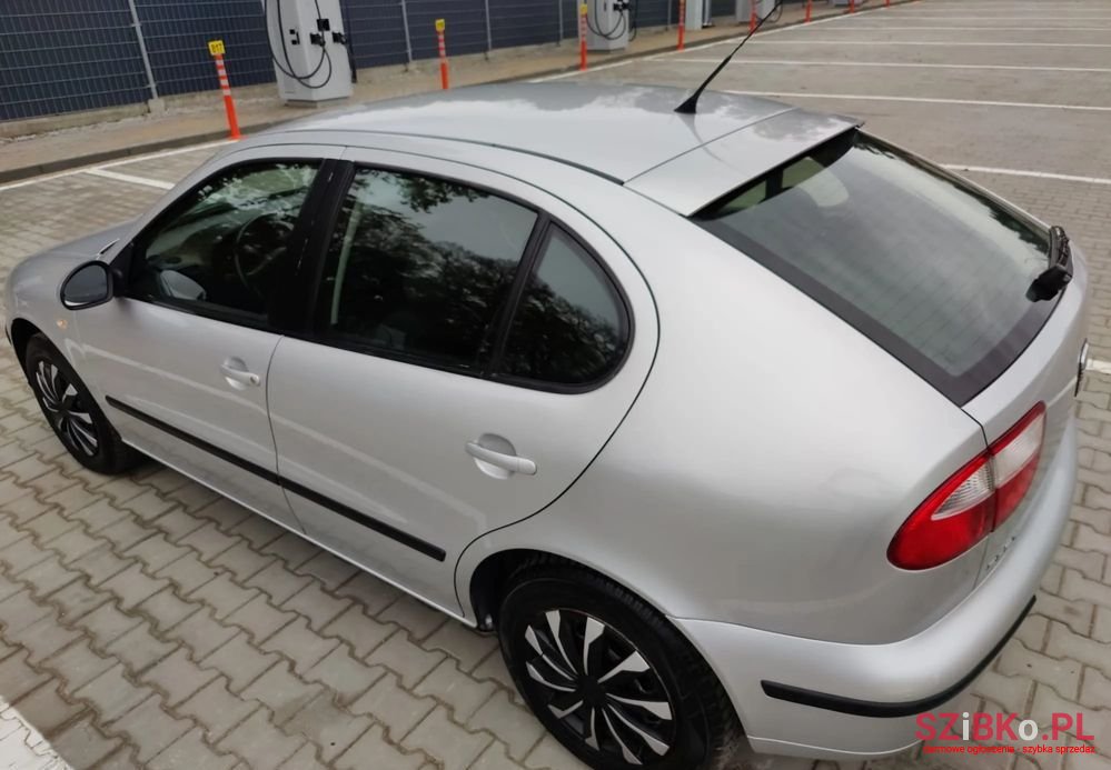 2004' SEAT Leon photo #3