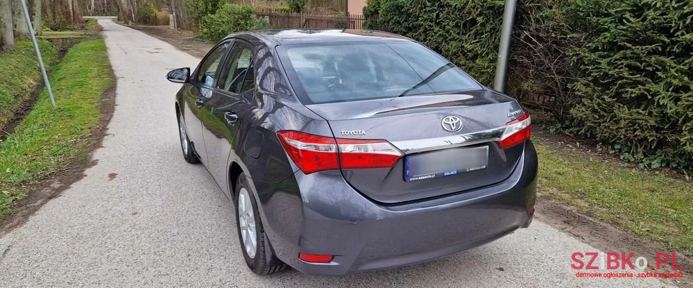 2014' Toyota Corolla 1.6 Premium Ms photo #3