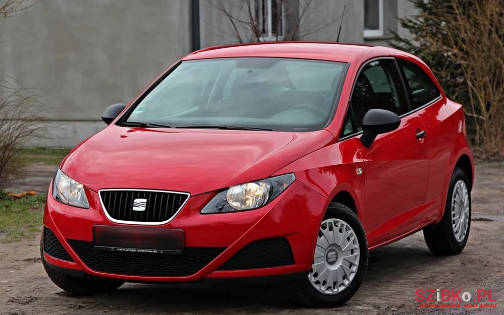 2010' SEAT Ibiza photo #3