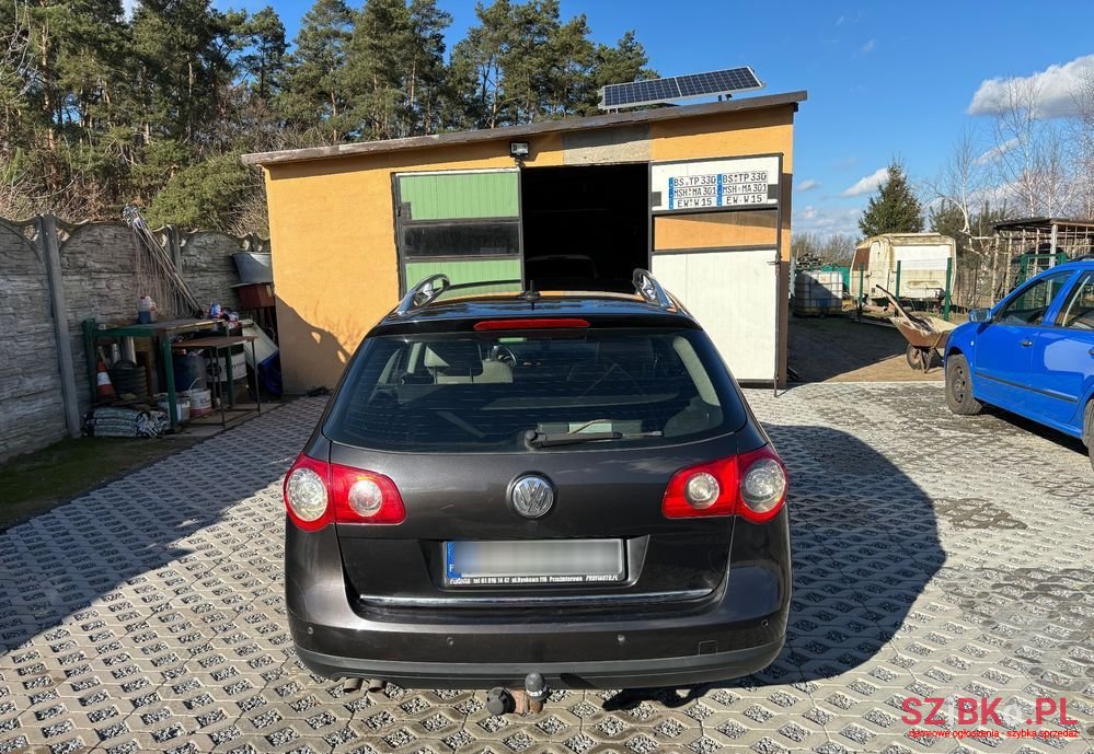 2006' Volkswagen Passat photo #4