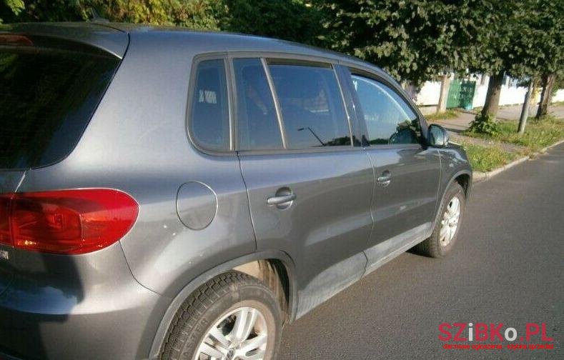 2012' Volkswagen Tiguan photo #1